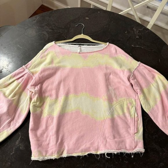 Free People Tie-Dye Pullover Sweatshirt! Size S 🌟 - Picture 2 of 8